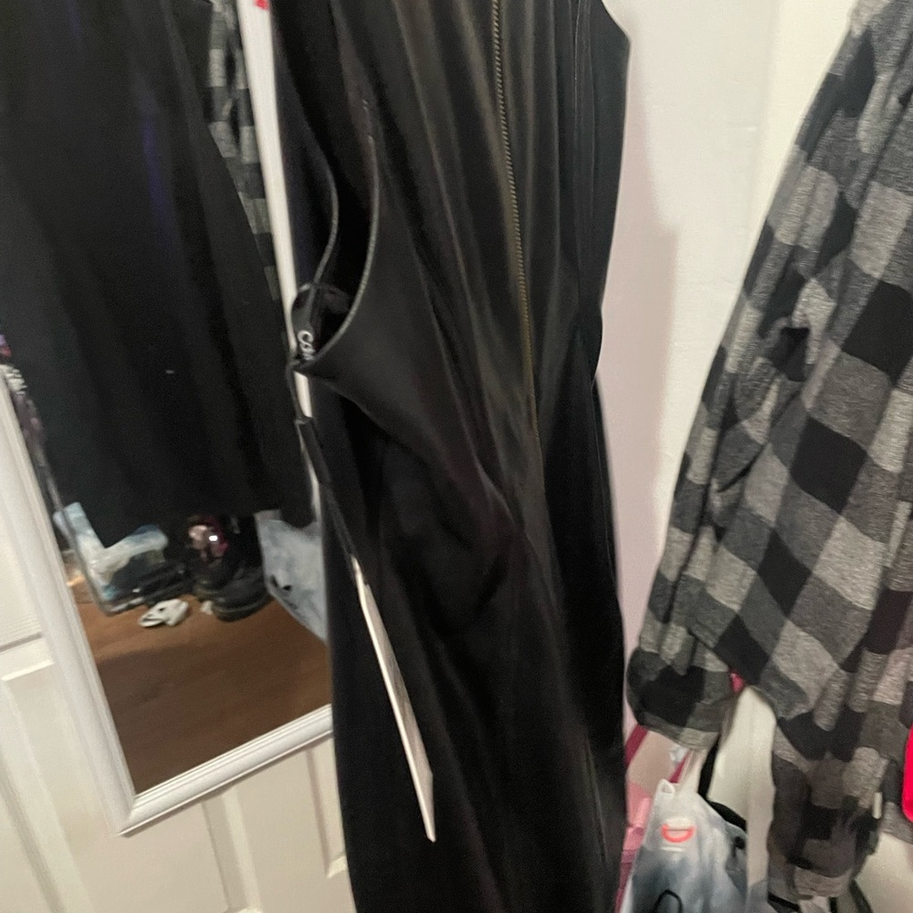 Black no shoulder unused dress
